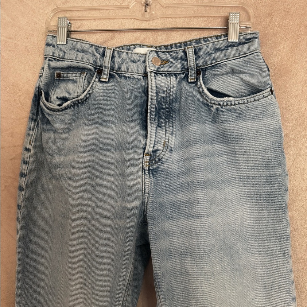 H&M women’s high waist jeans
